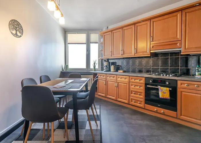 Silesia Panorama - By Bookinghost דירה